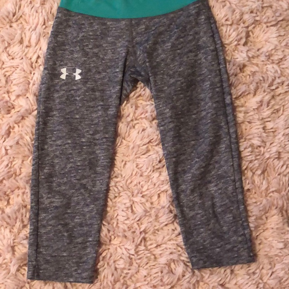 Under Armour Set - Picture 4 of 8